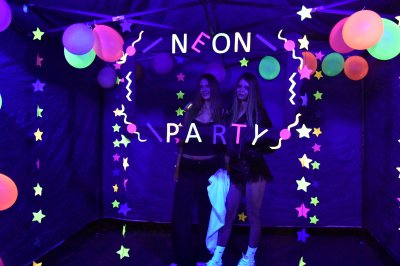 Neon Party 2025